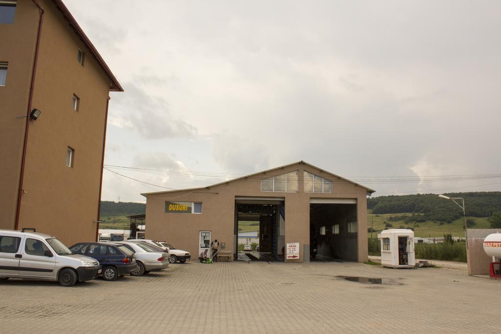 Pensiunea Vidcom Floresti  Bagian luar foto